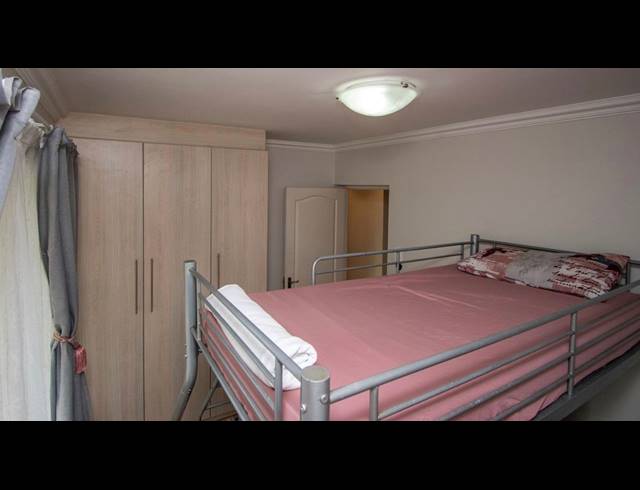 3 BEDROOM APARTMENT FOR SALE IN FERREIRA TOWN